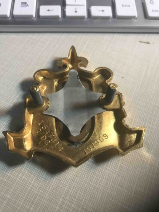 54 Chrysler Grille center emblem - Image 2